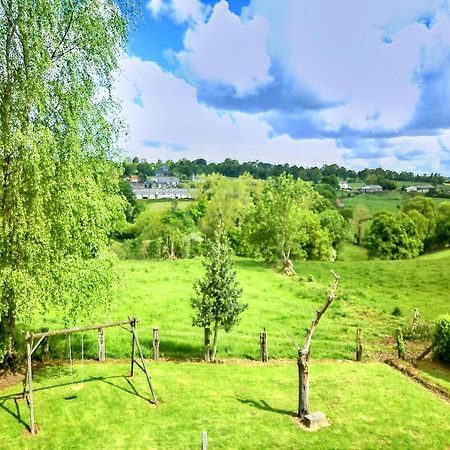 Holiday Home Close To Normandy Montaigu-les-Bois Exteriör bild