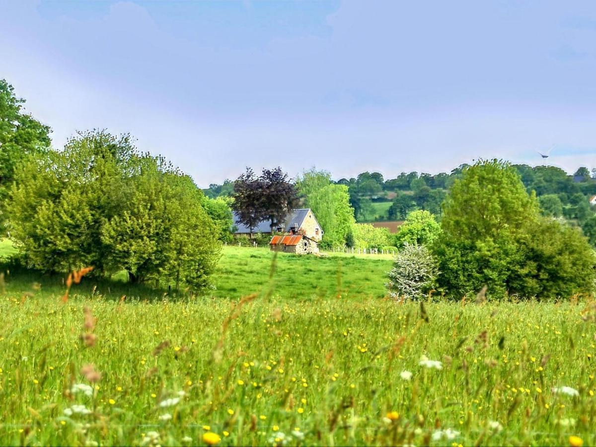 Holiday Home Close To Normandy Montaigu-les-Bois Exteriör bild